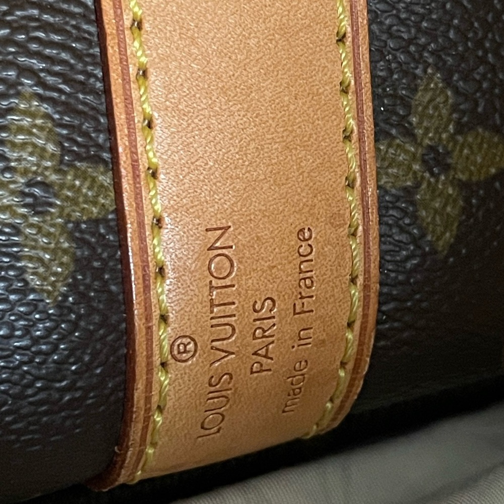 Louis Vuitton: Keepall Bandoulière 50 Travel Bag - Picture 5 of 8